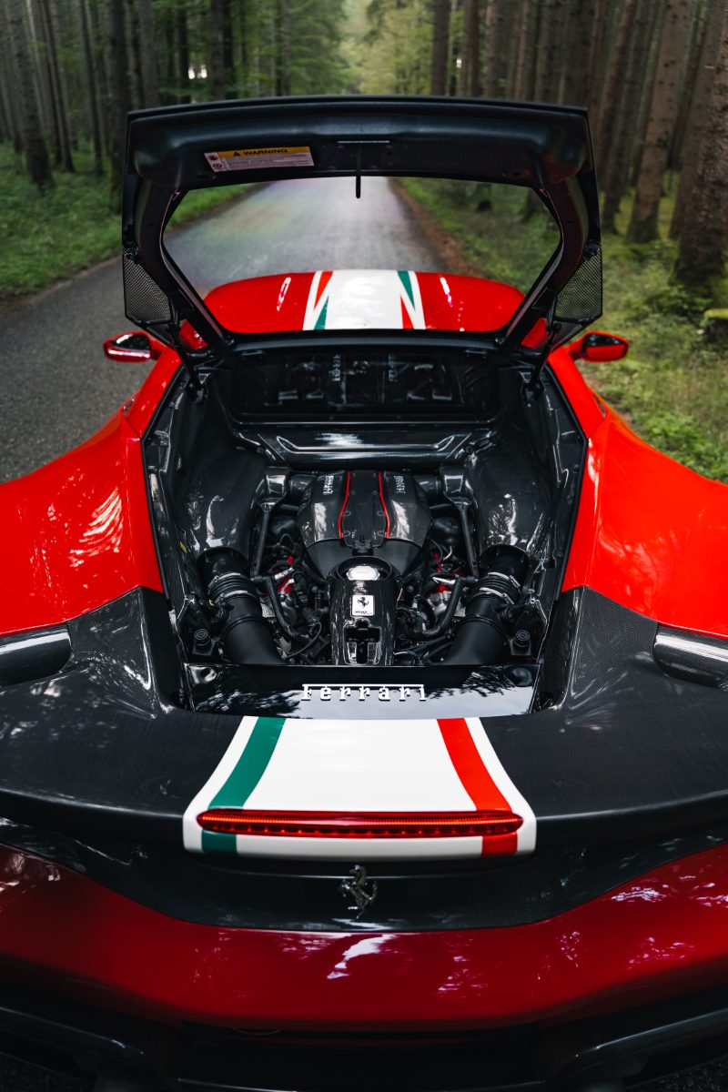 Ferrari 488 Pista Piloti