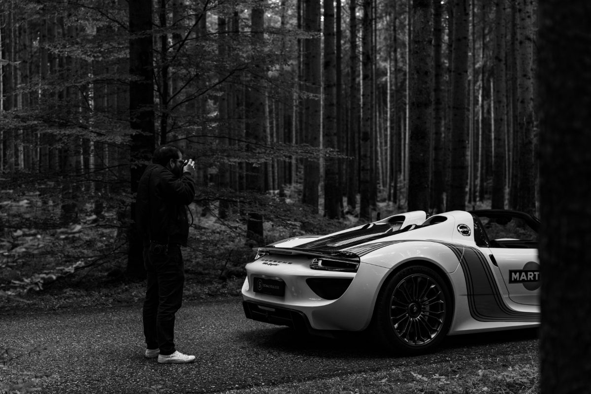 Porsche 918 Martini