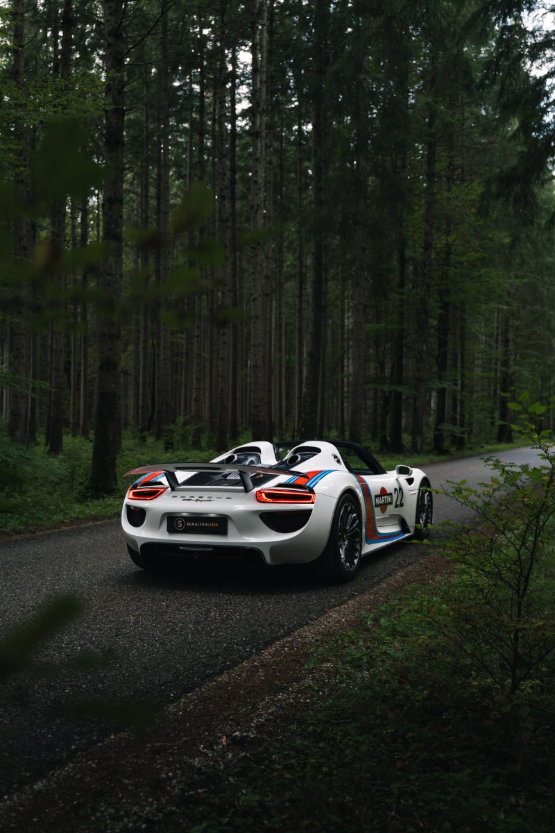 Porsche 918 Martini
