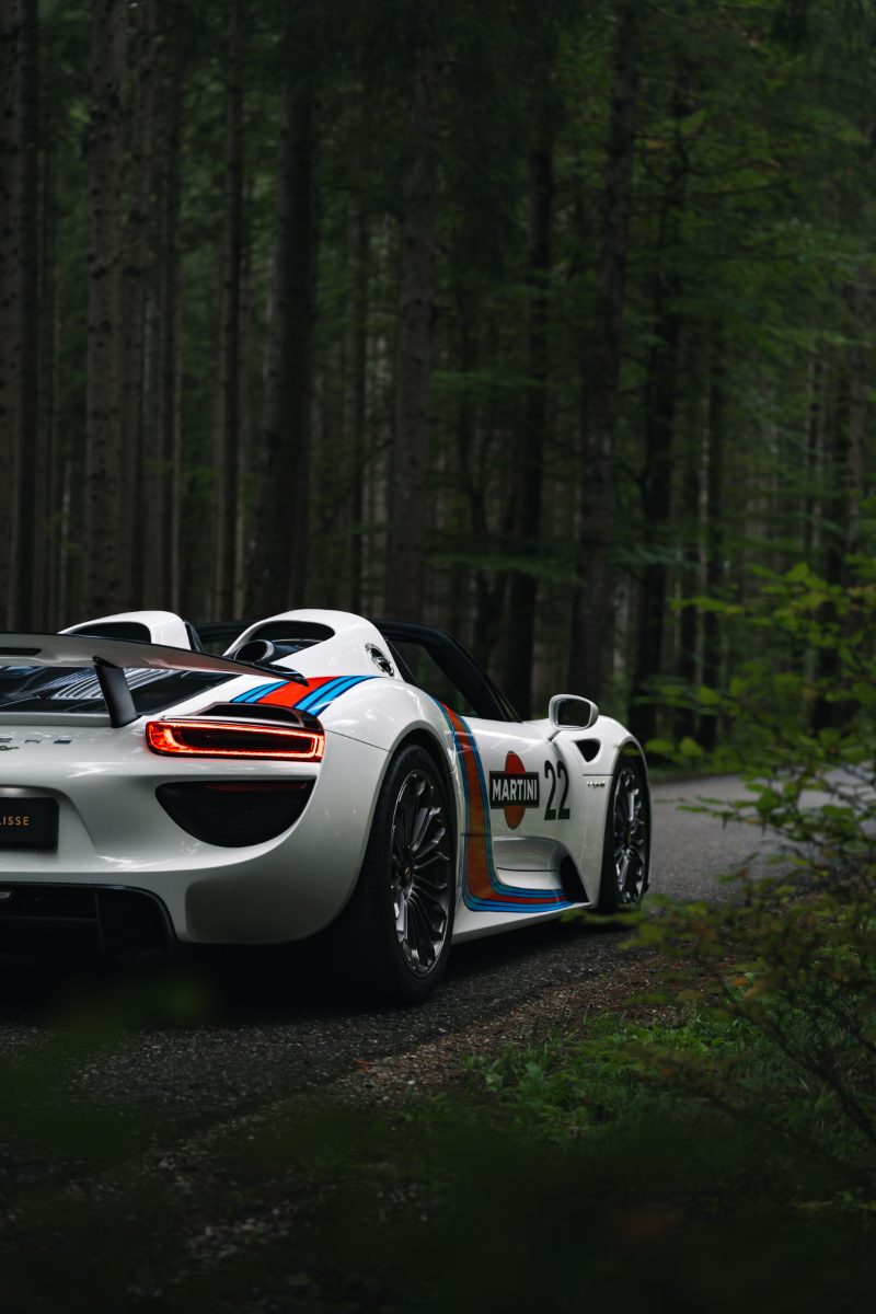Porsche 918 Martini
