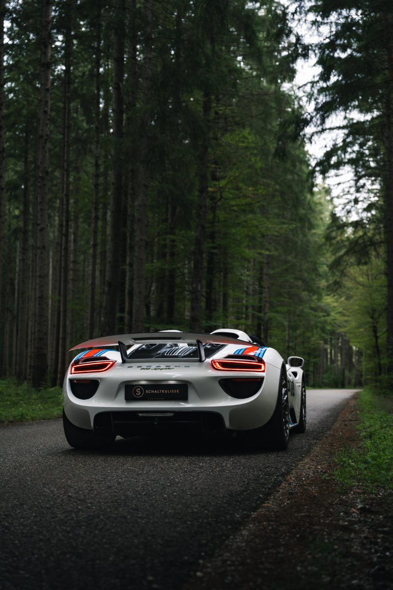 Porsche 918 Martini