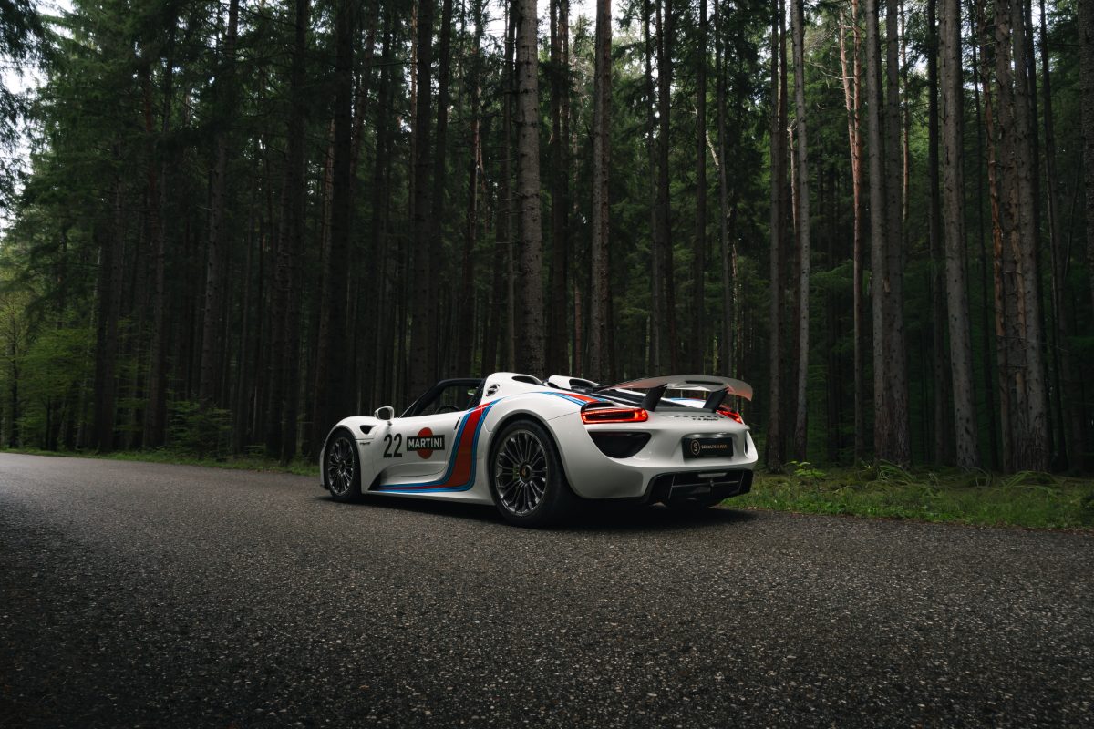 Porsche 918 Martini