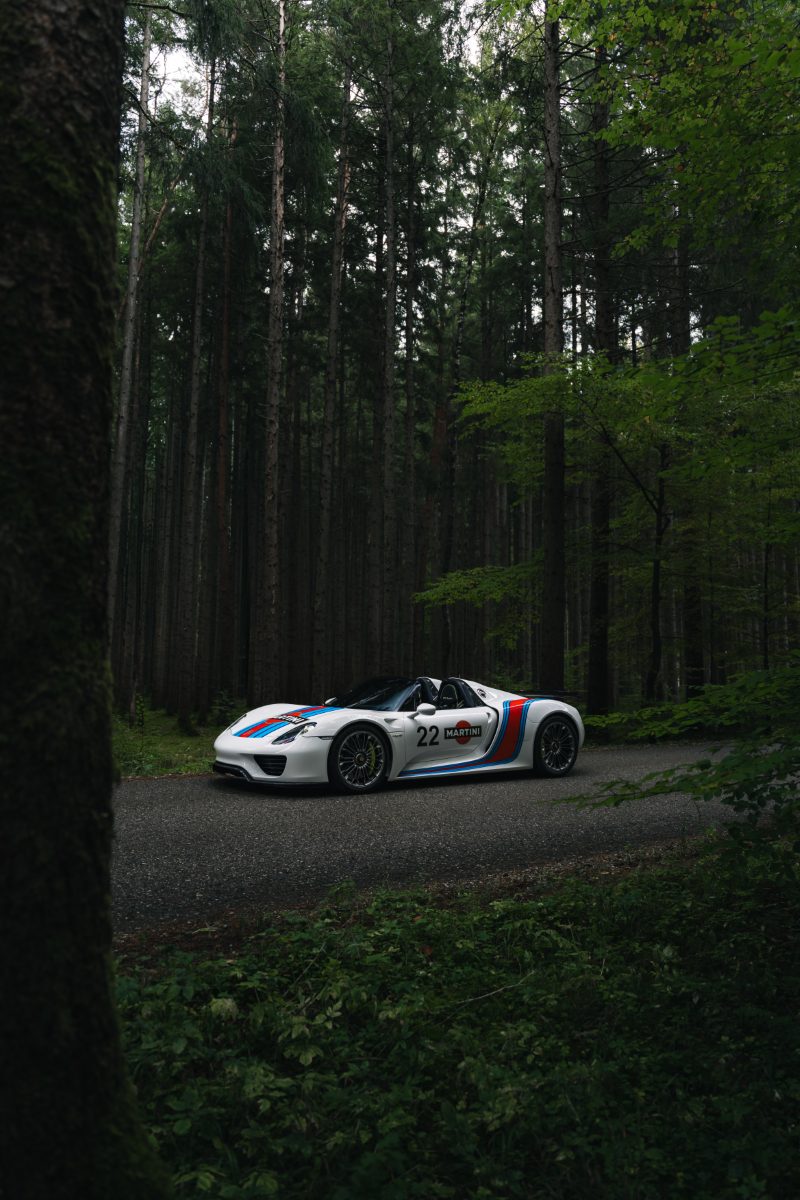 Porsche 918 Martini