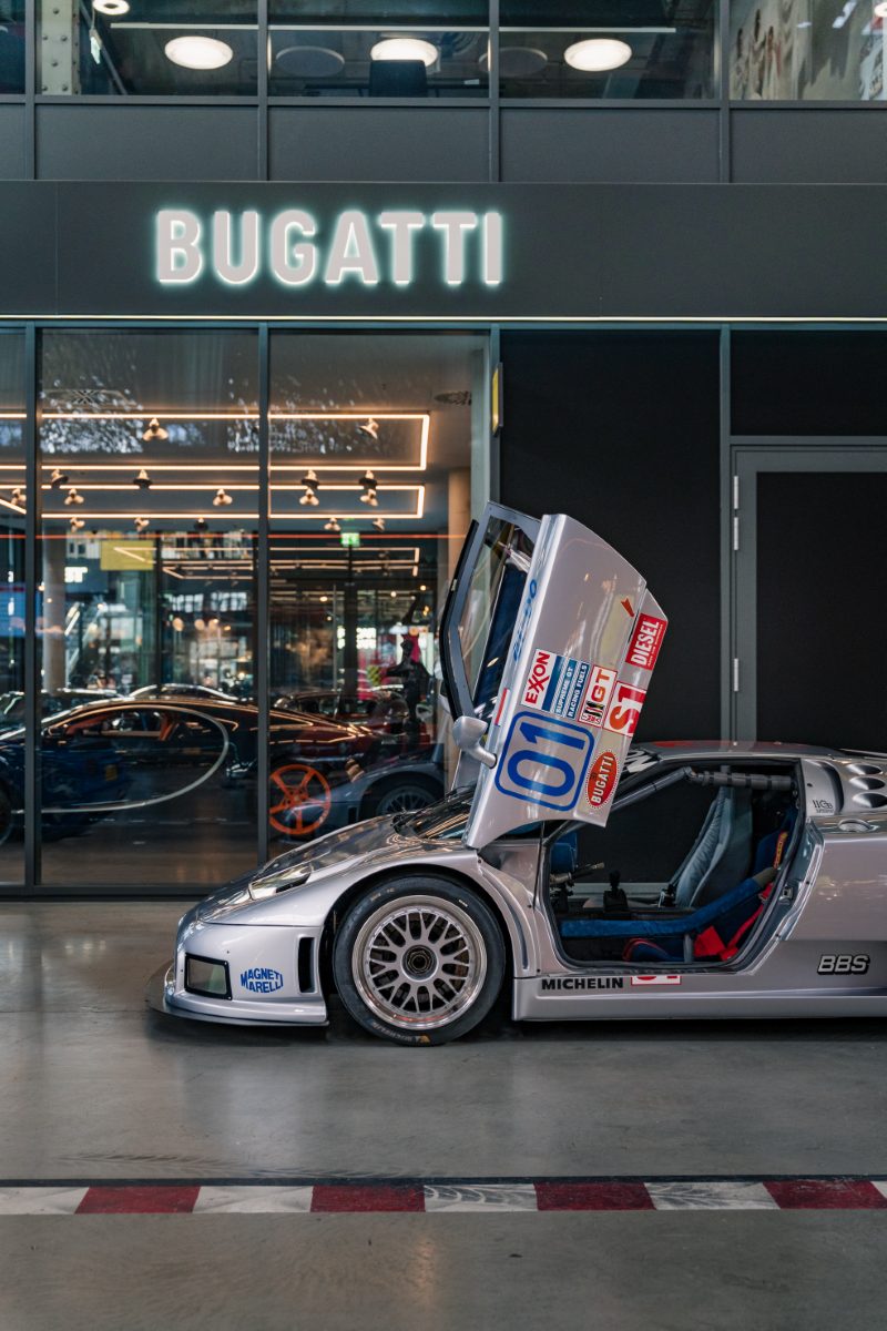 Bugatti EB110