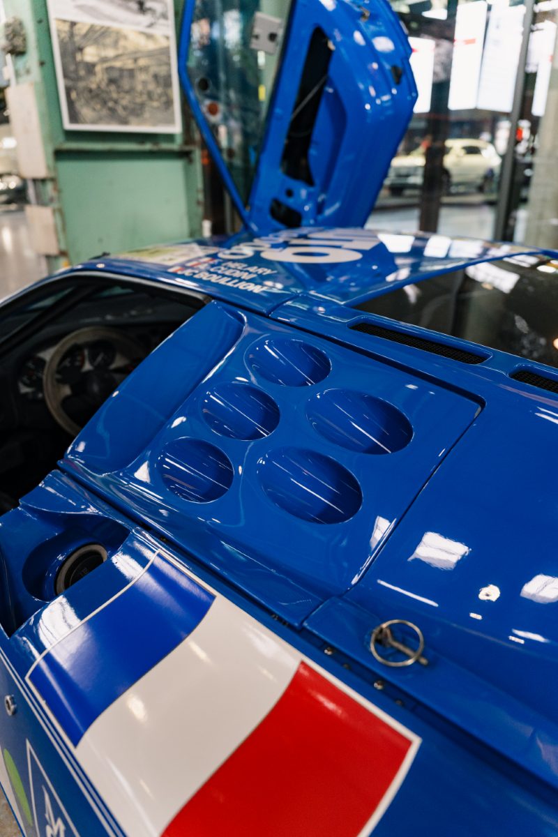 Bugatti EB110