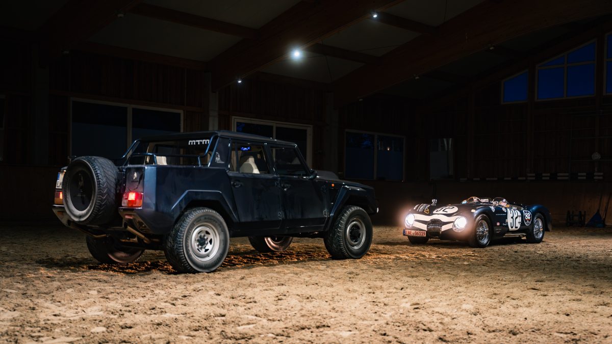 Lamborghini LM002