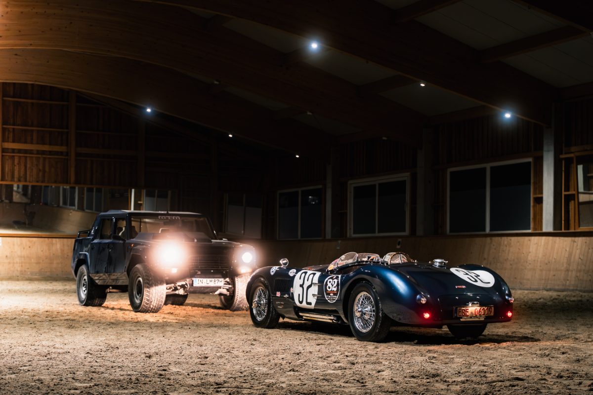 Lamborghini LM002