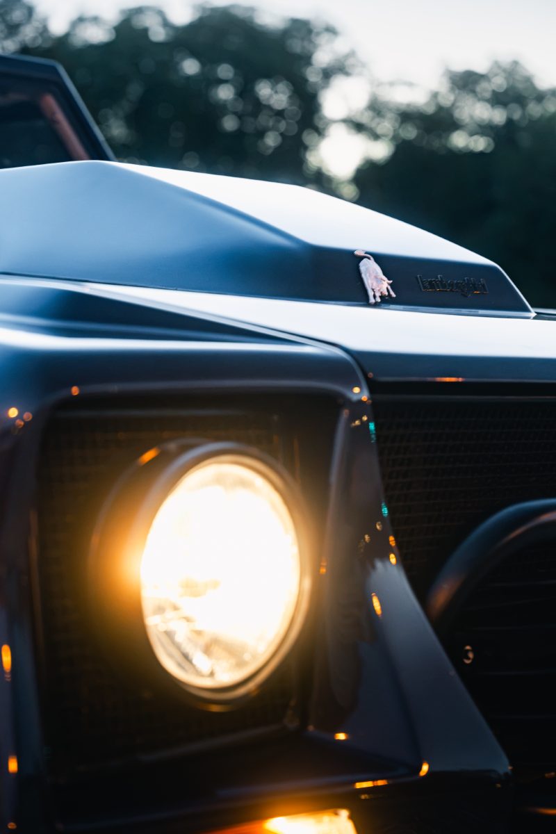 Lamborghini LM002
