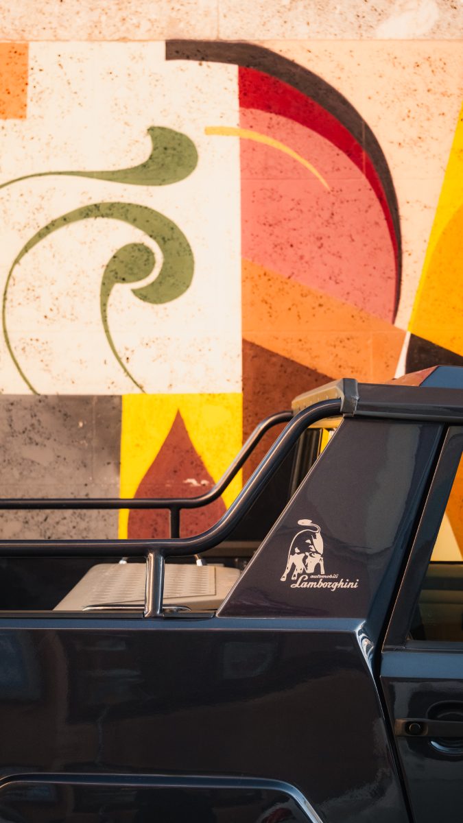 Lamborghini LM002