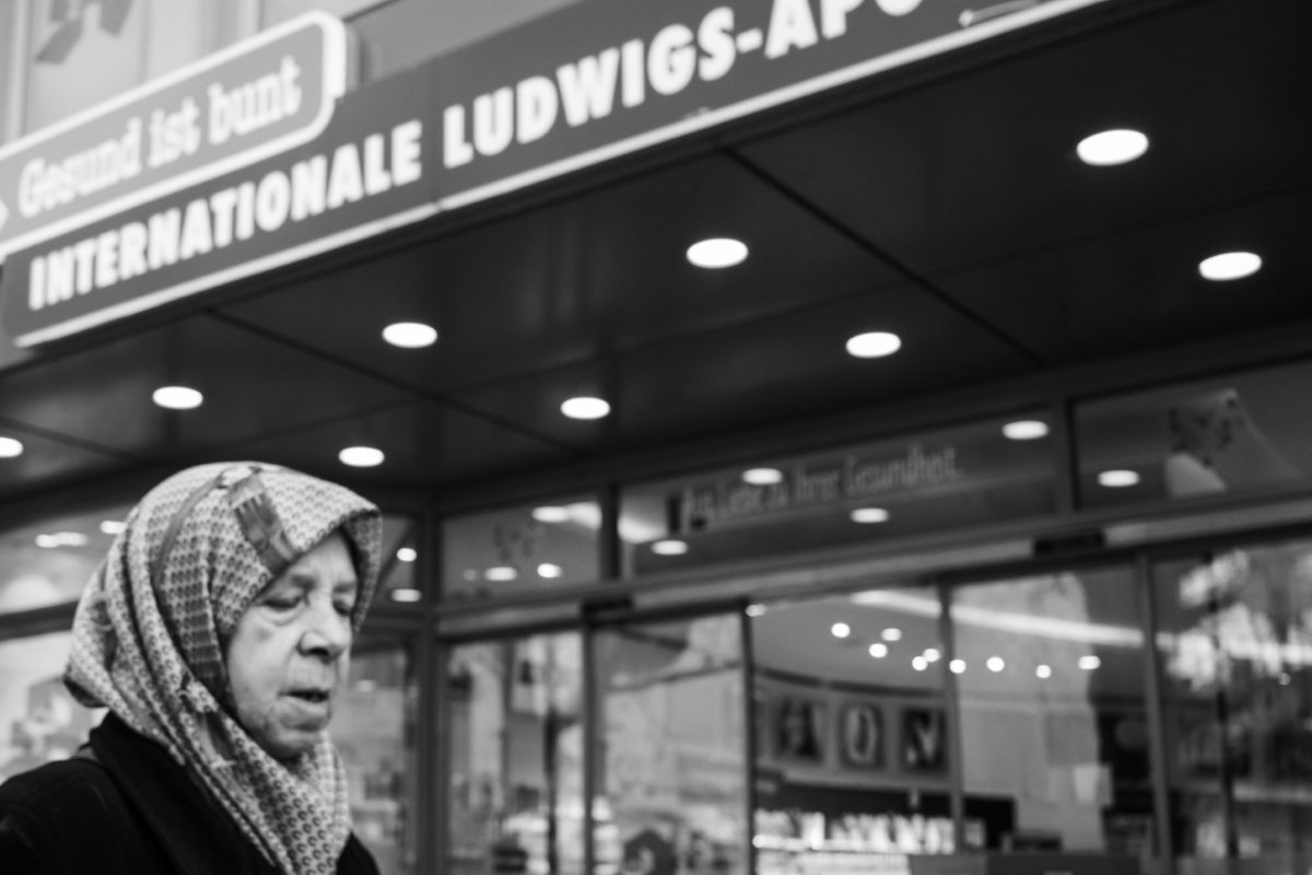 Street photography by Levin Müllerschön