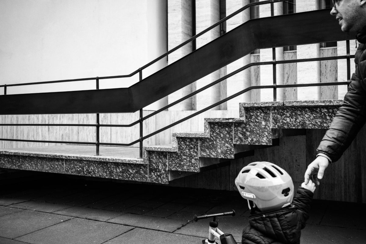 Street photography by Levin Müllerschön