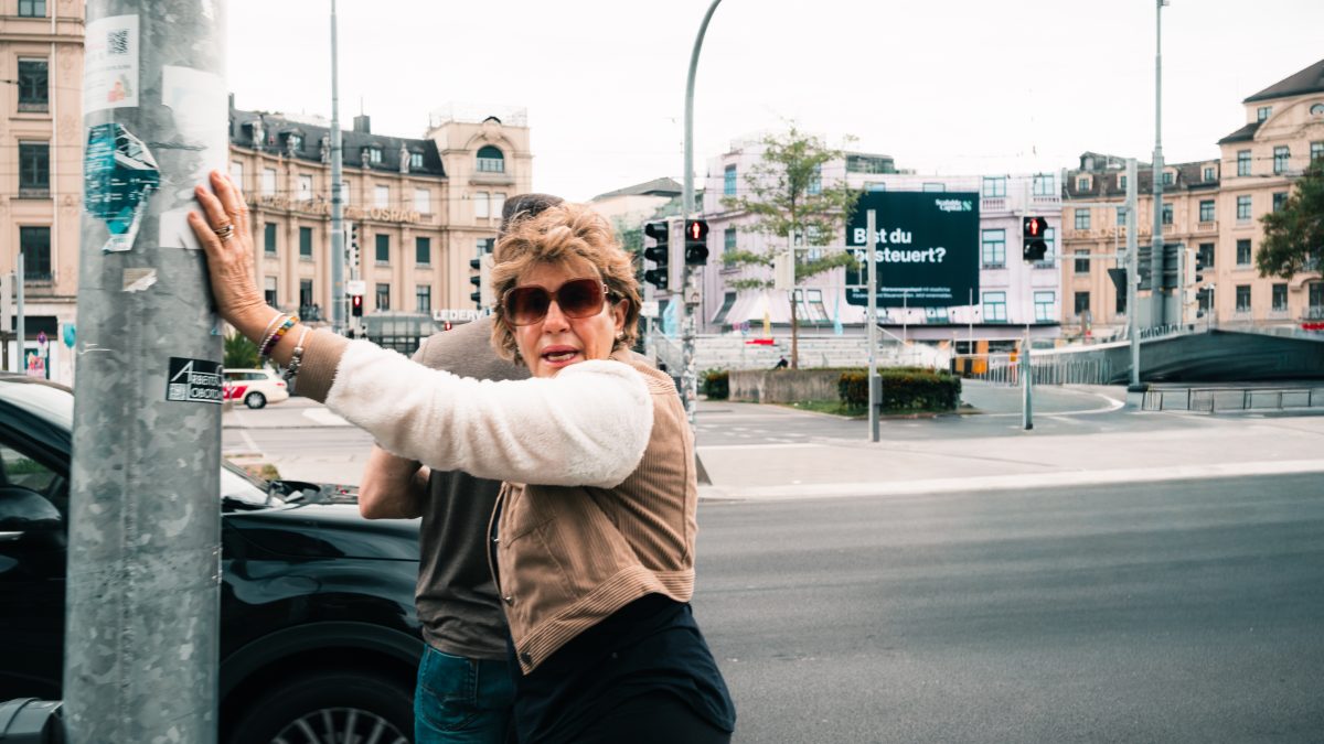 Street photography by Levin Müllerschön