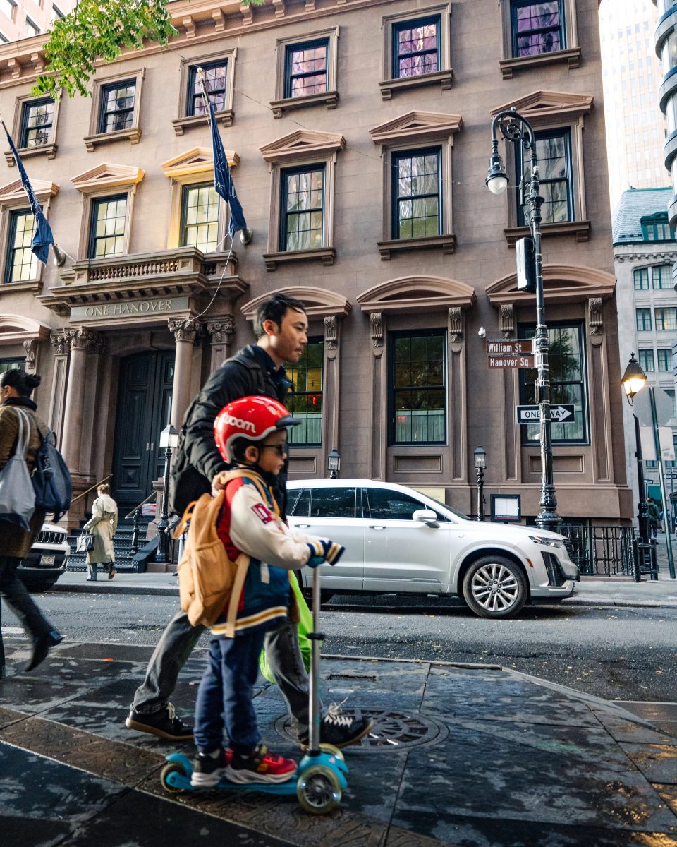 Street photography by Levin Müllerschön