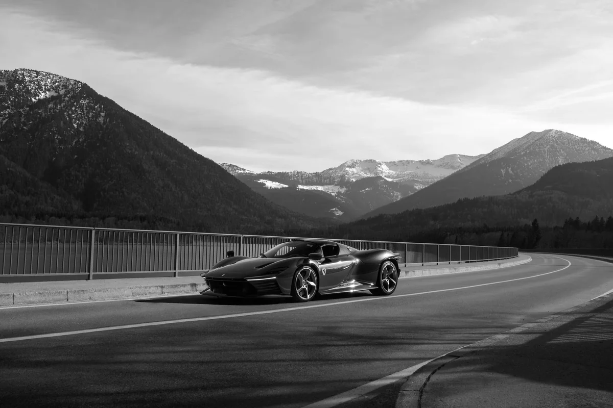 Automotive photography by Levin Müllerschön